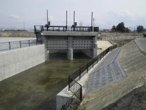 長根川サイホン取付水路改修（その２）工事