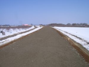 岩木川中流部地区河道掘削築堤工事